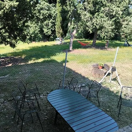 בית נופש Rosmarino Casale *